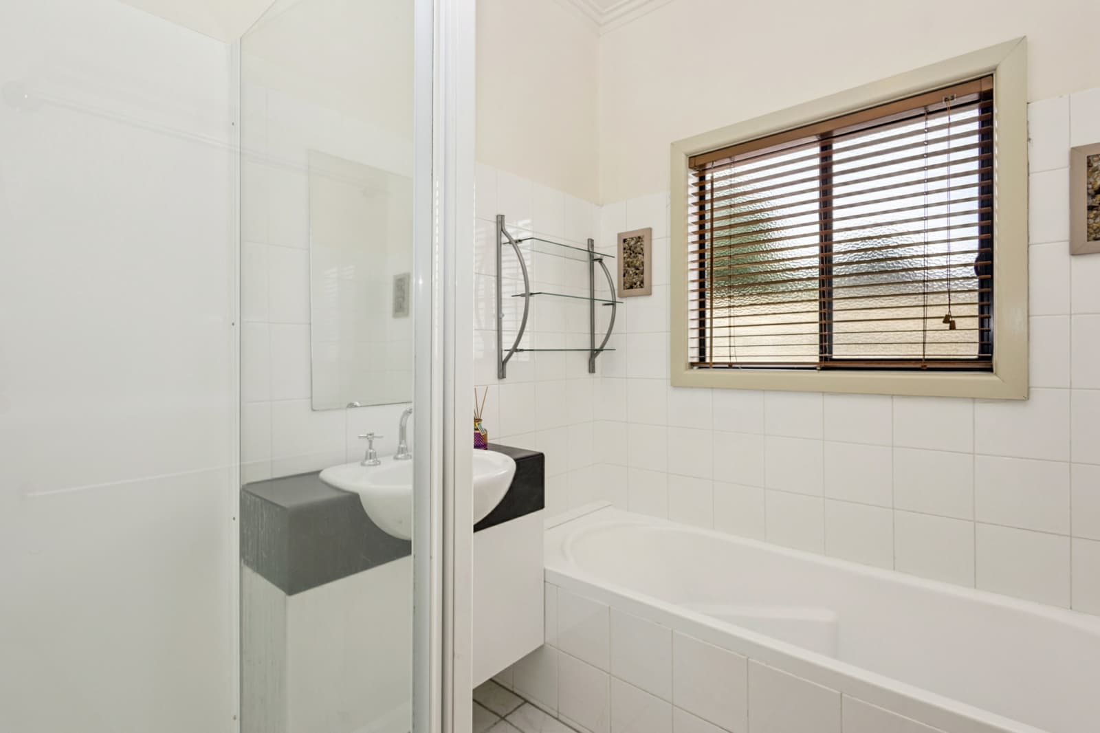 75 Condon Street,Kennington, Kennington - Thumbnail 8