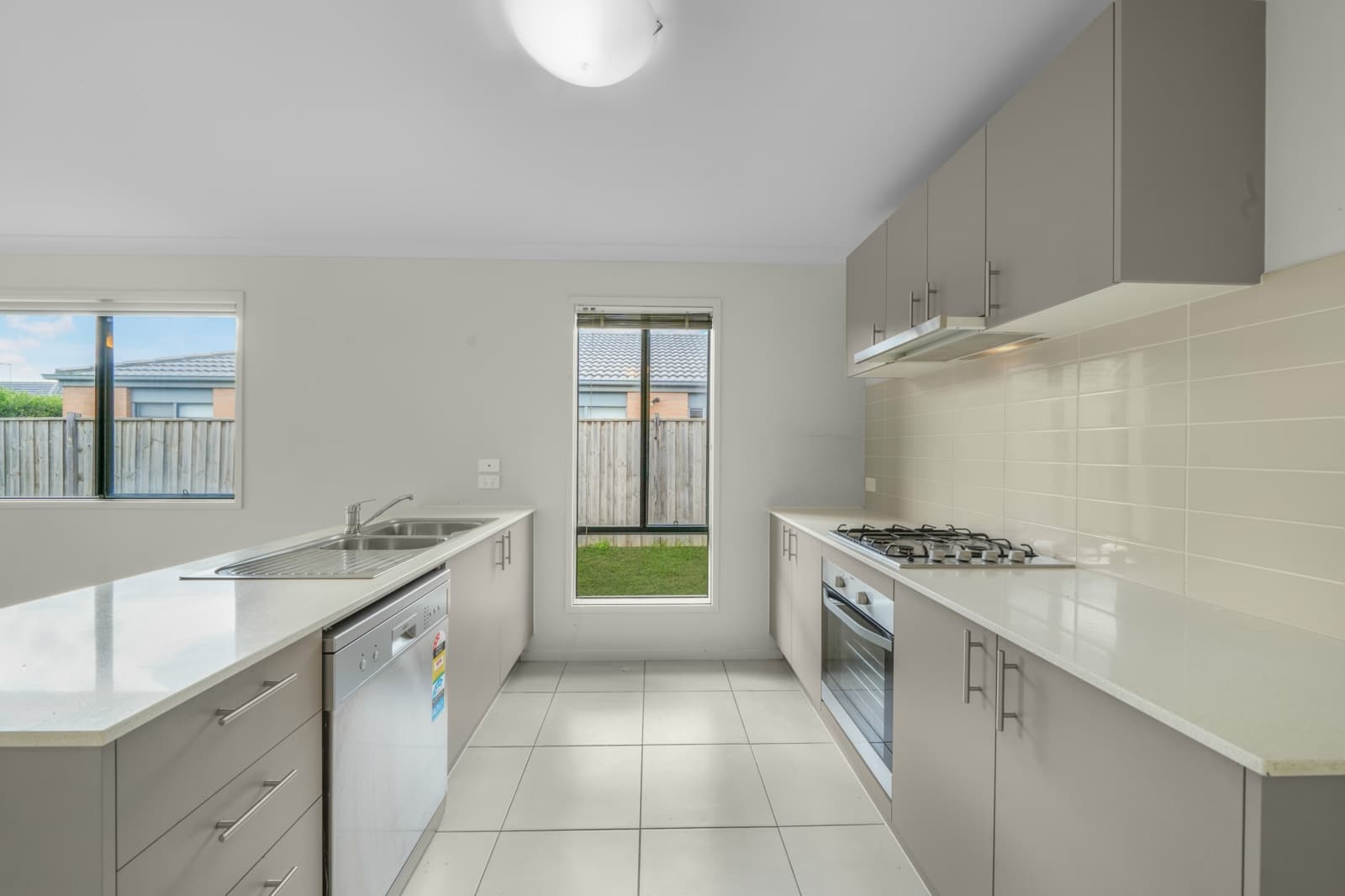 38 Smile Crescent,Wyndham Vale, Wyndham Vale - Thumbnail 5