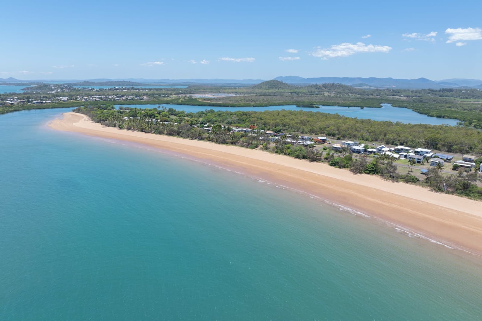 111 Zelma Street,Grasstree Beach, Grasstree Beach - Thumbnail 5