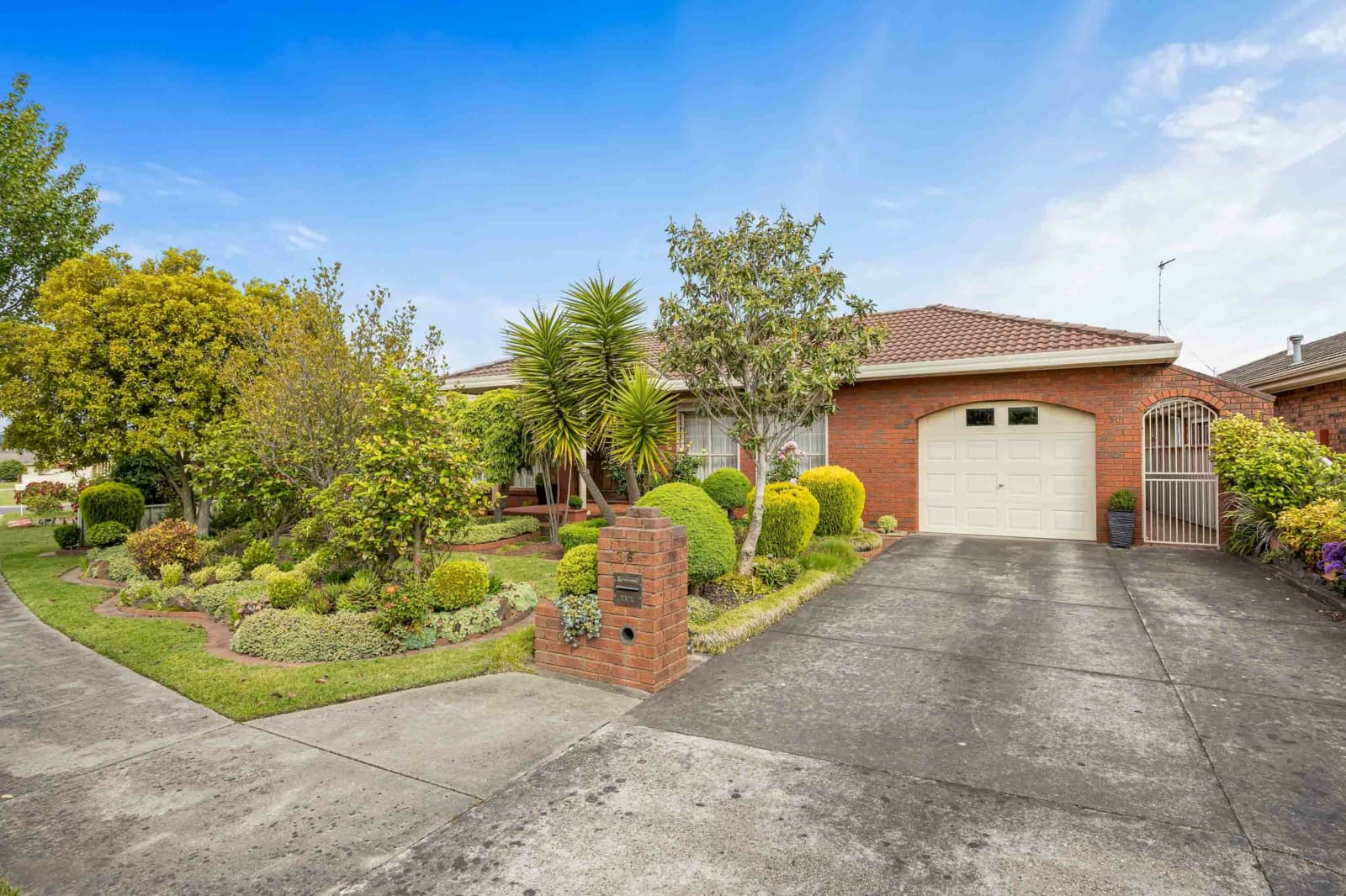 36 Bogart Drive,Wendouree, Wendouree - Thumbnail 2