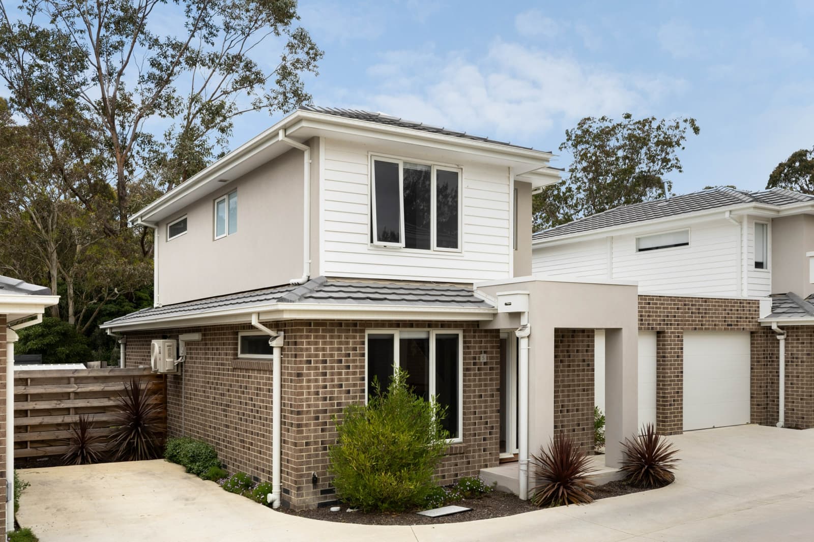 5 Eileen Close,Croydon, Croydon - Image 1