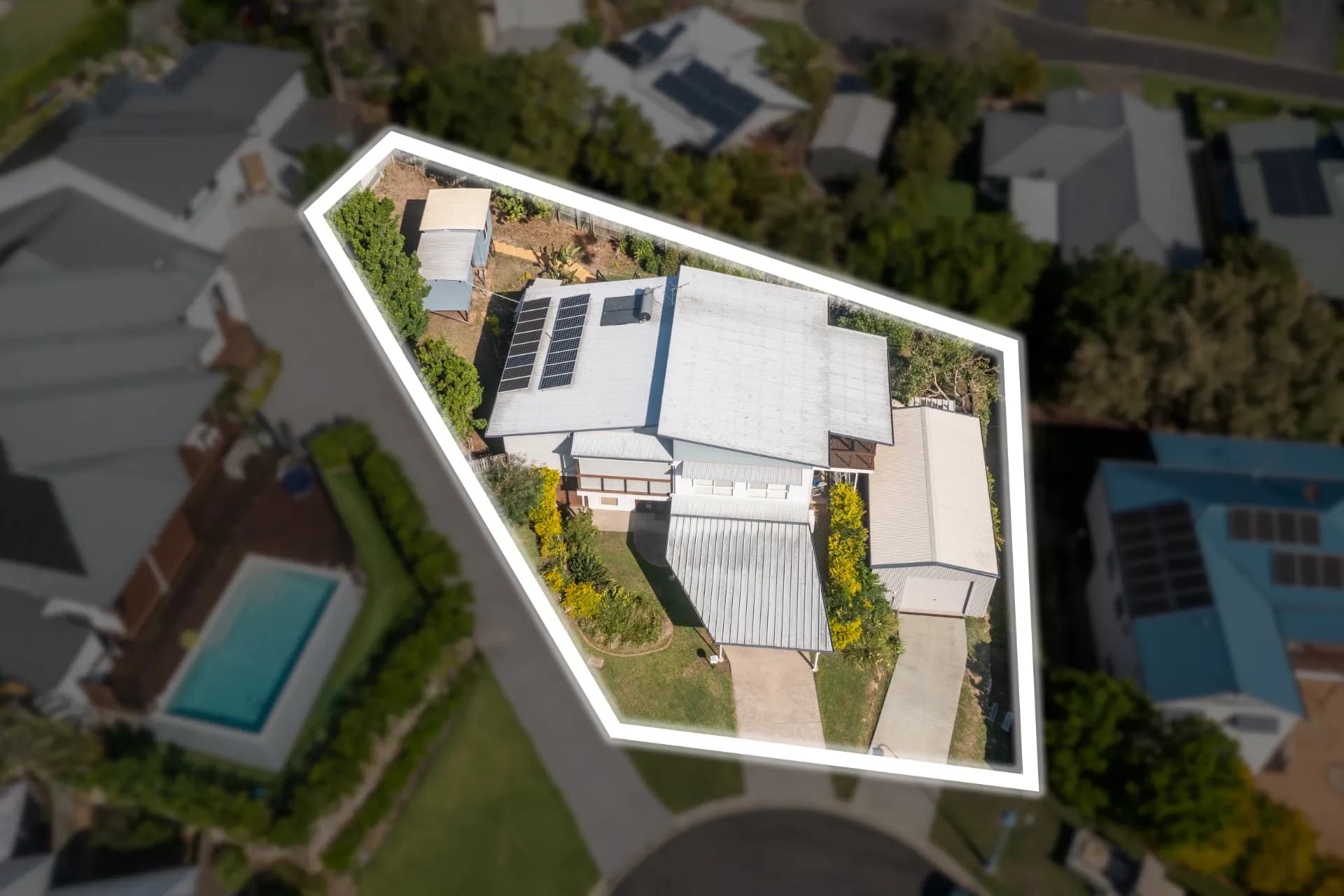 10 Mabella Court, Eatons Hill., Eatons Hill - Thumbnail 2