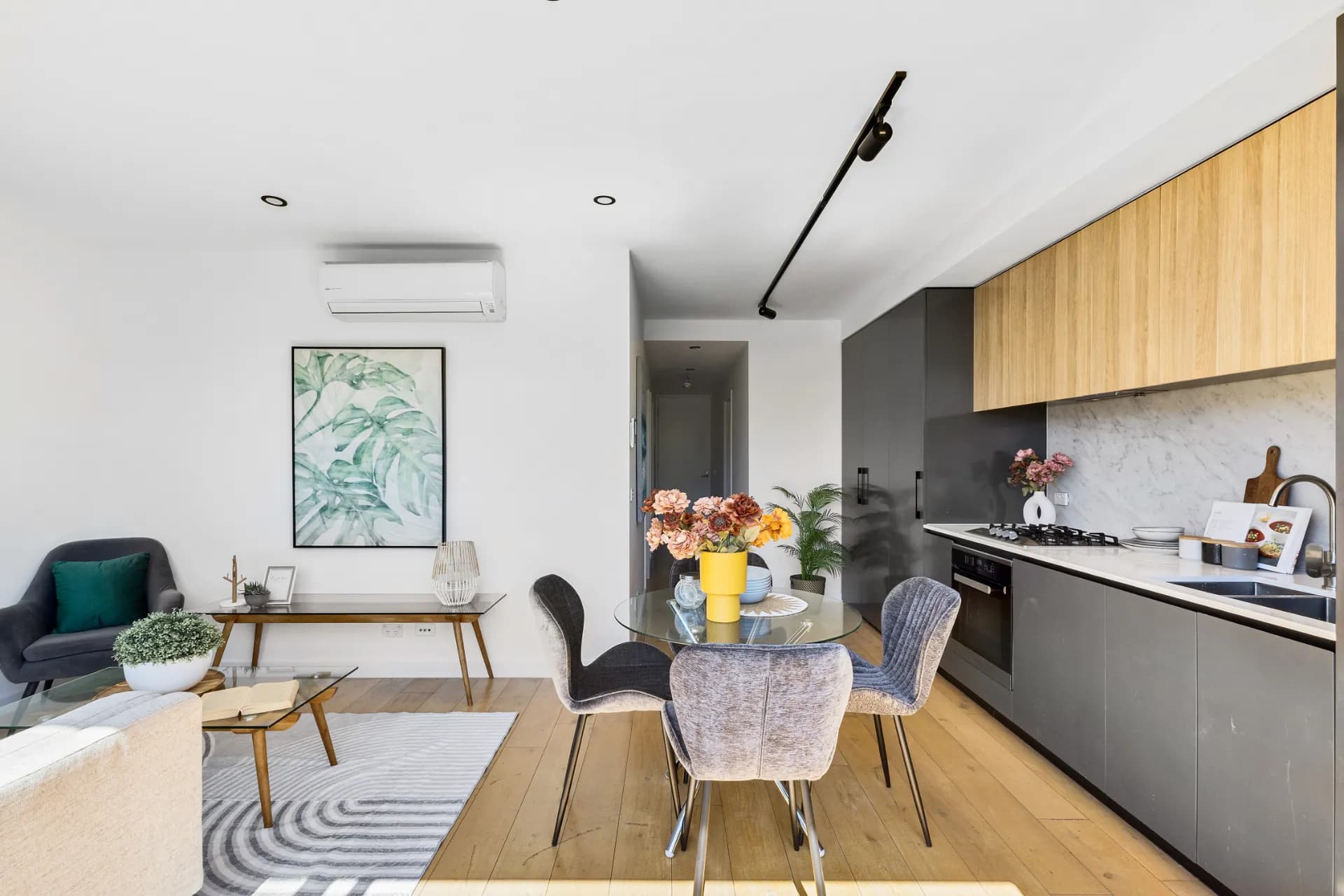105/8 Gordon Grove, Malvern., Malvern - Thumbnail 4