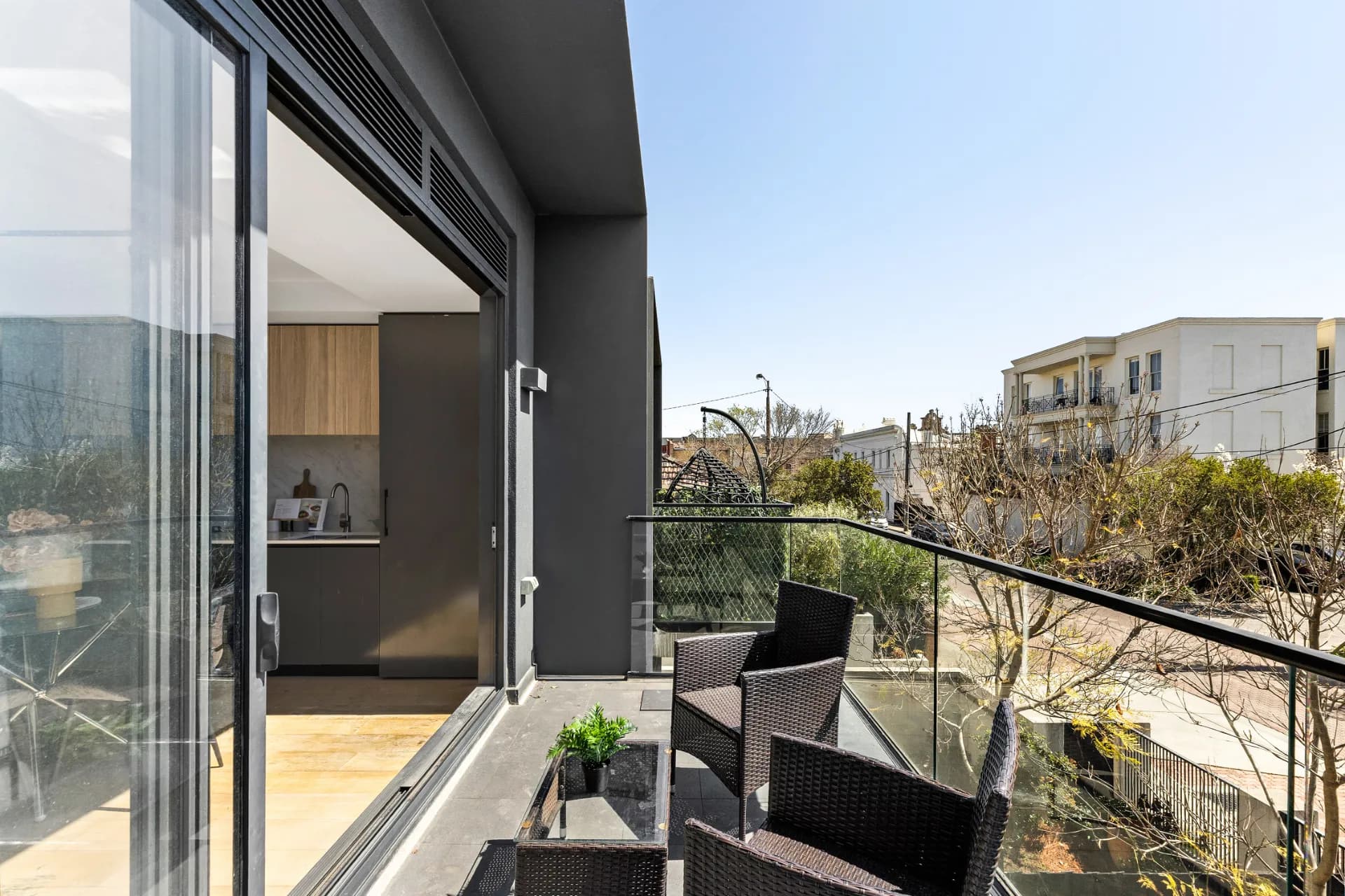 105/8 Gordon Grove, Malvern., Malvern - Thumbnail 6