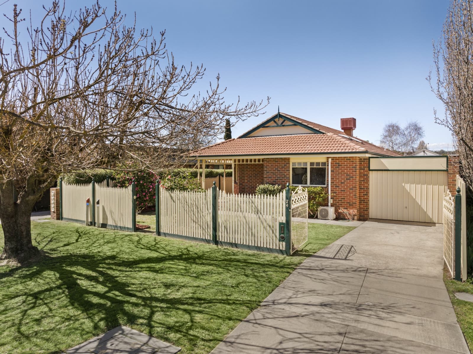 24 Kitchen Street,Mansfield, Mansfield - Thumbnail 2