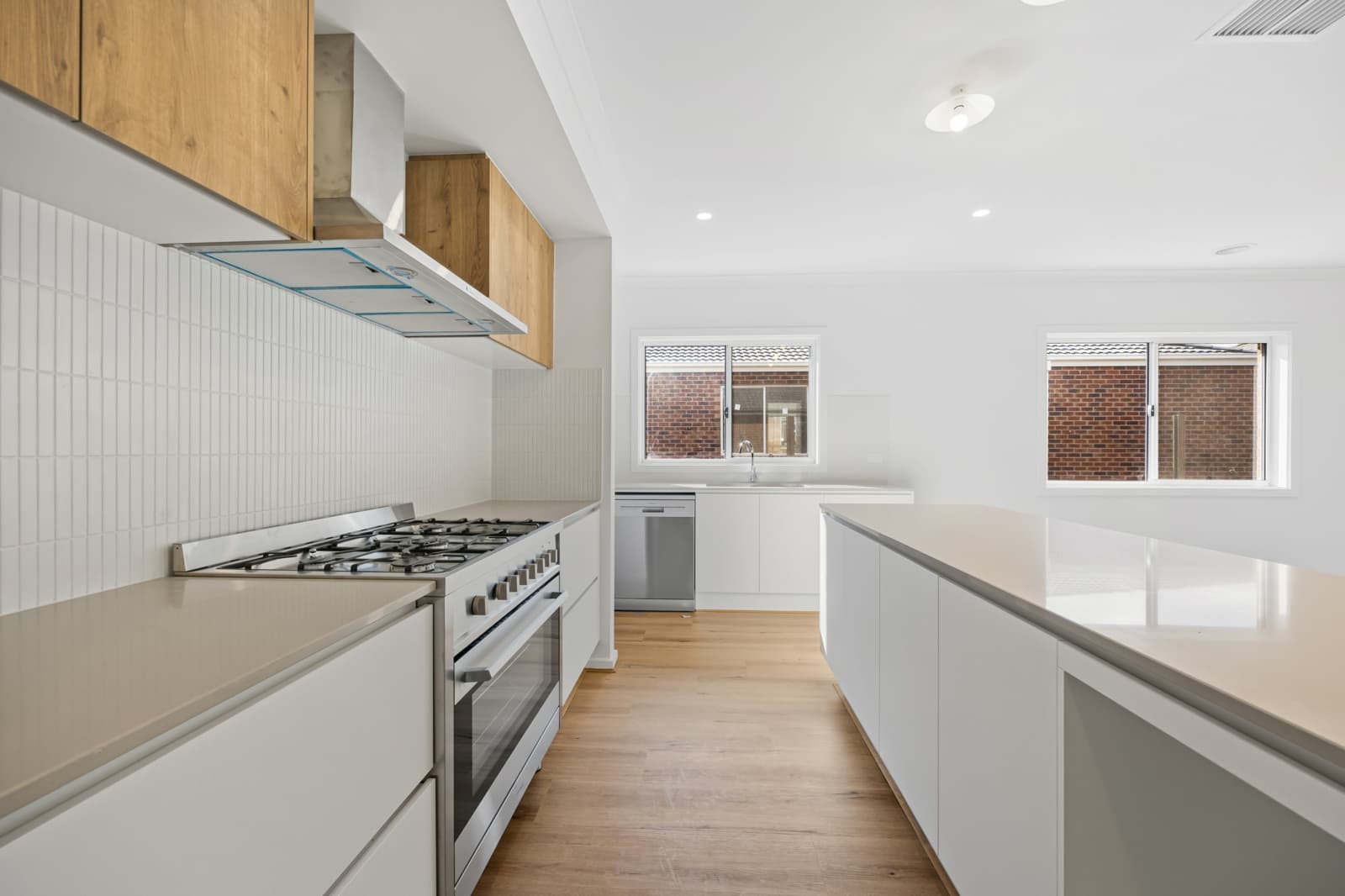 13 Hubbard Street, Lucas - Thumbnail 2