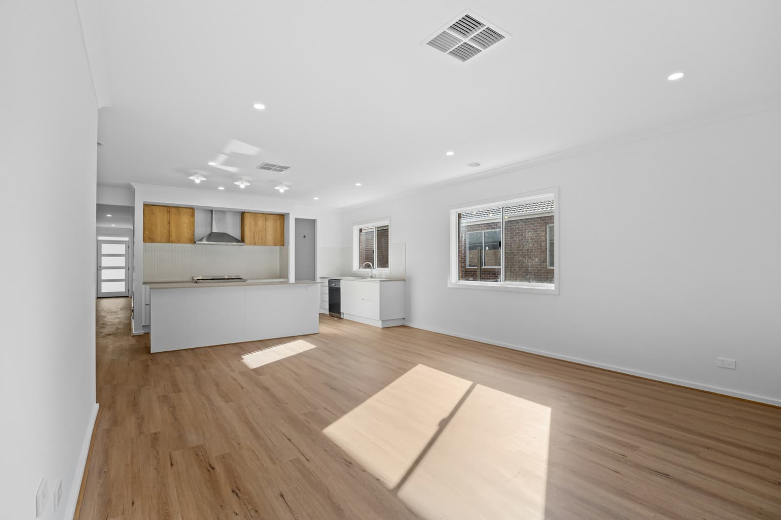 13 Hubbard Street, Lucas - Thumbnail 3