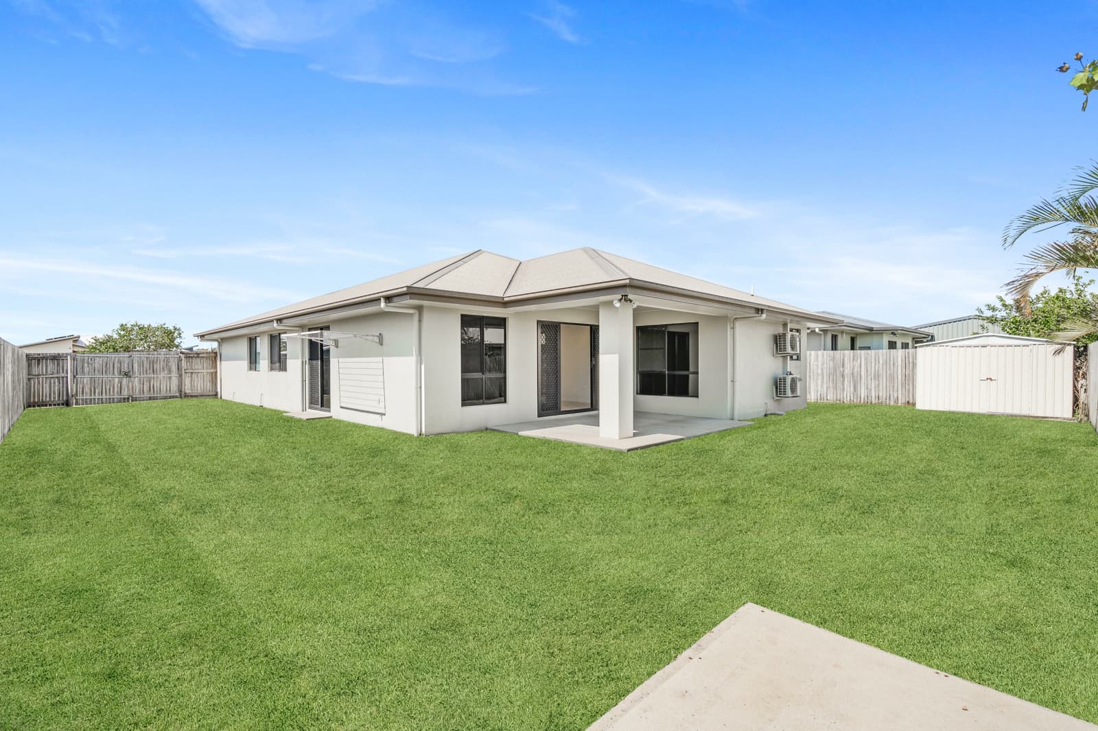 31 Wisteria Avenue,Bakers Creek, Bakers Creek - Thumbnail 3