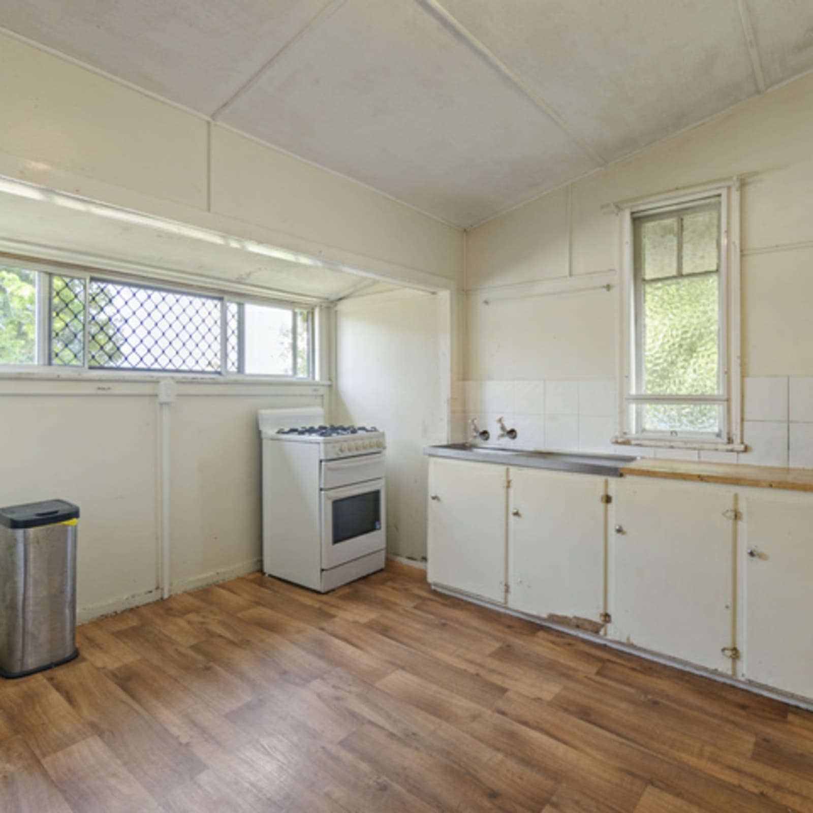 264 Bourbong Street,Bundaberg West, Bundaberg West - Thumbnail 5