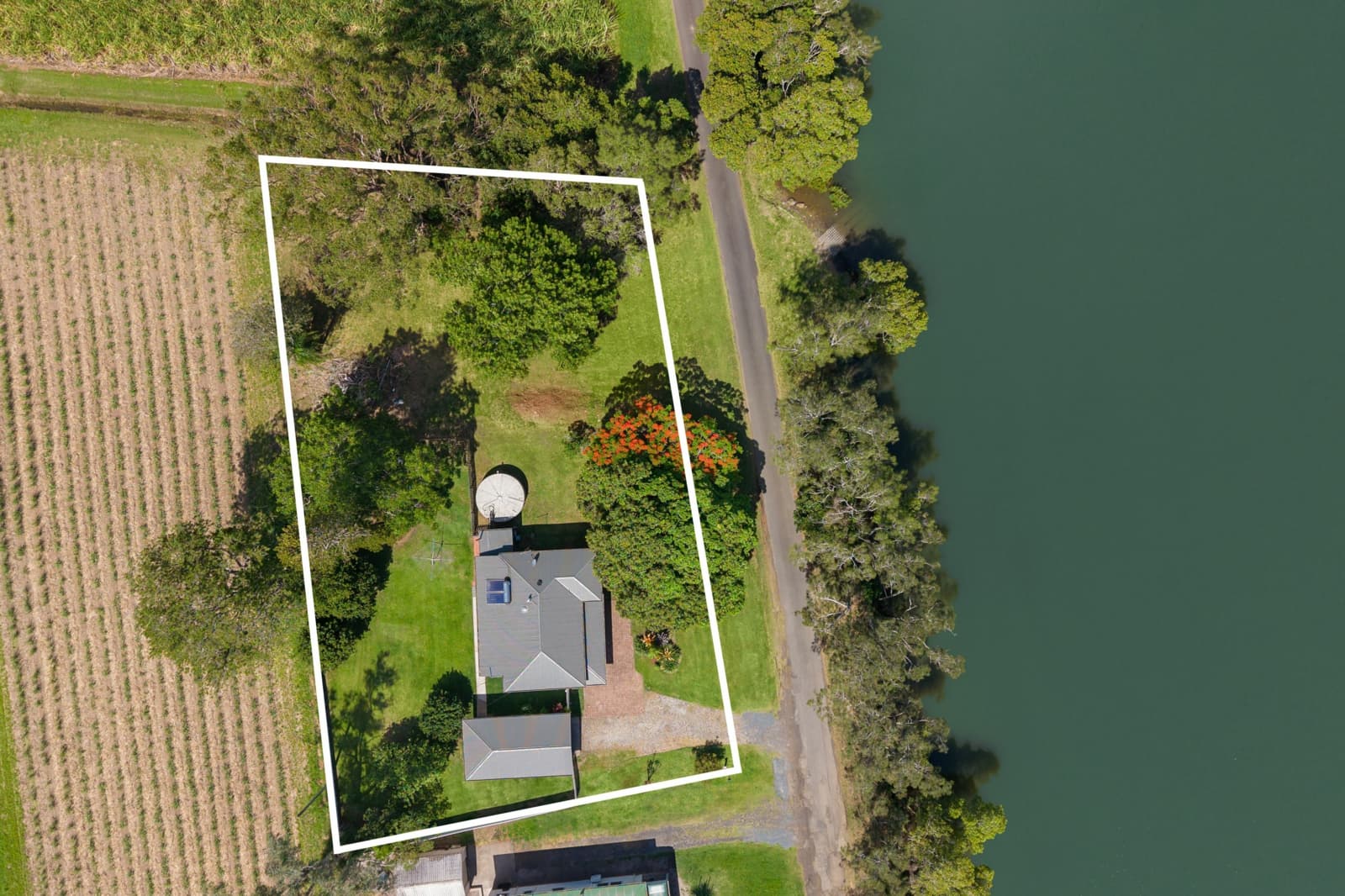 97 Riverbank Road,Pimlico, Pimlico - Thumbnail 5