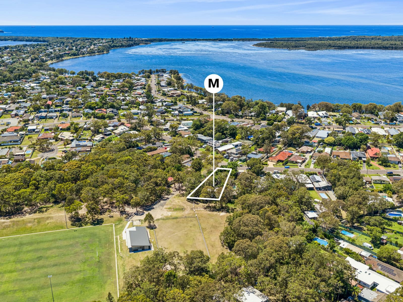 19 Moola Road,Buff Point, Buff Point - Thumbnail 2
