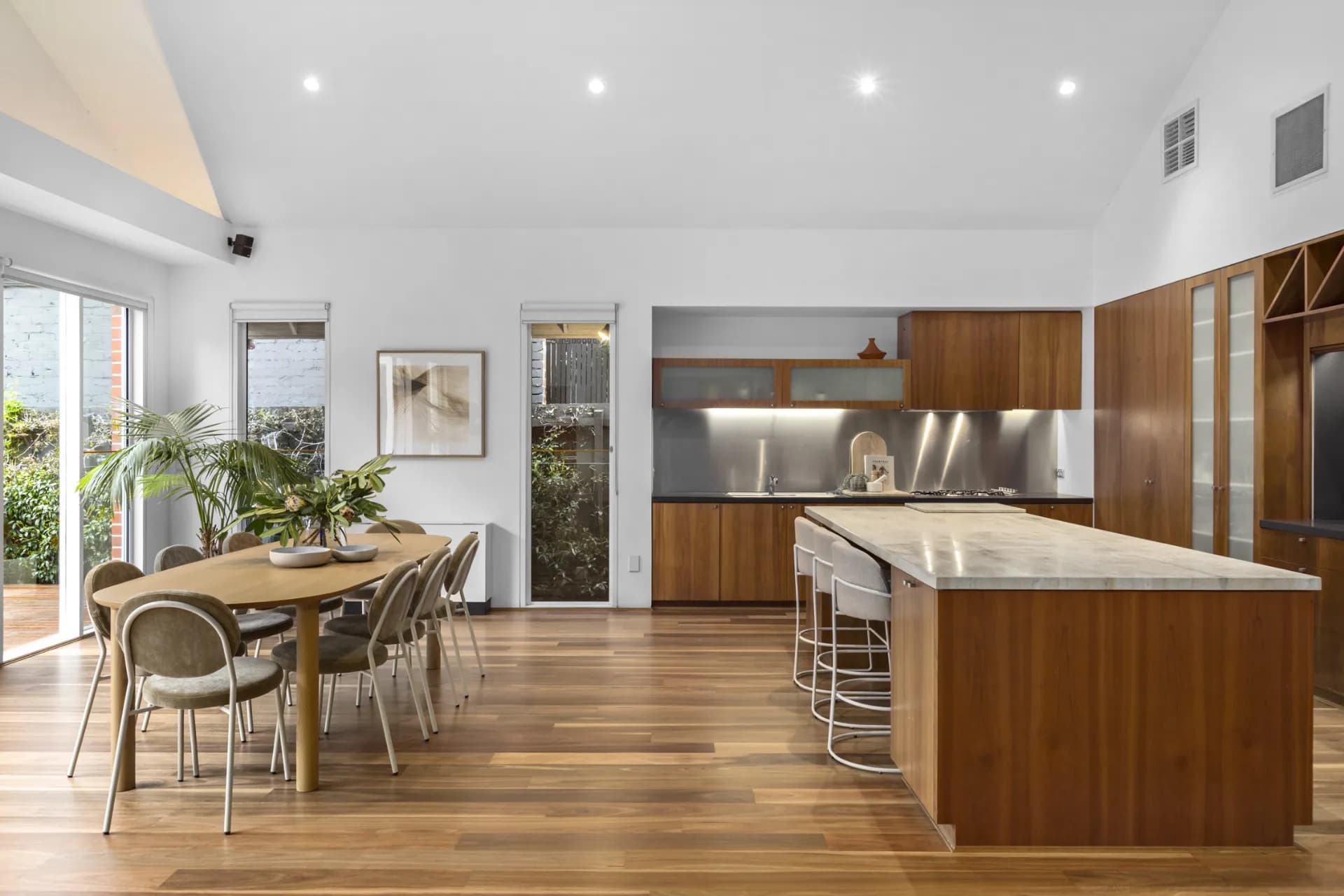 5 Crisp Street, Hampton, VIC, Hampton - Thumbnail 3