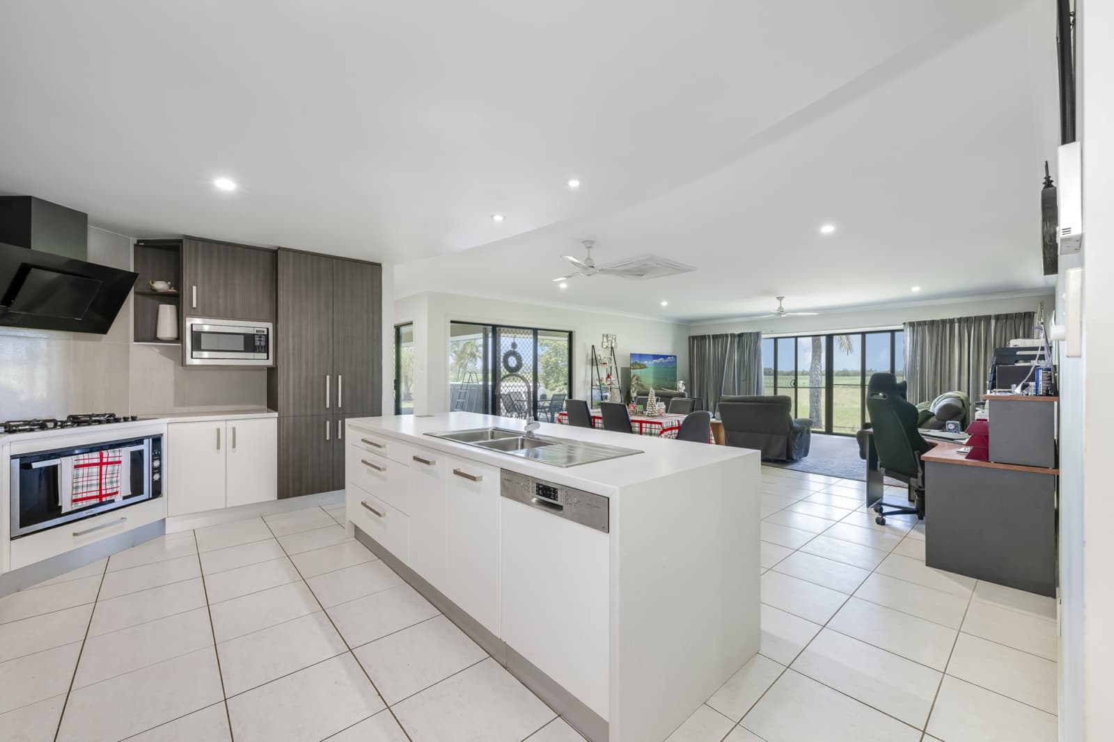 7 Allambie Close,Bundaberg North, Bundaberg North - Thumbnail 3