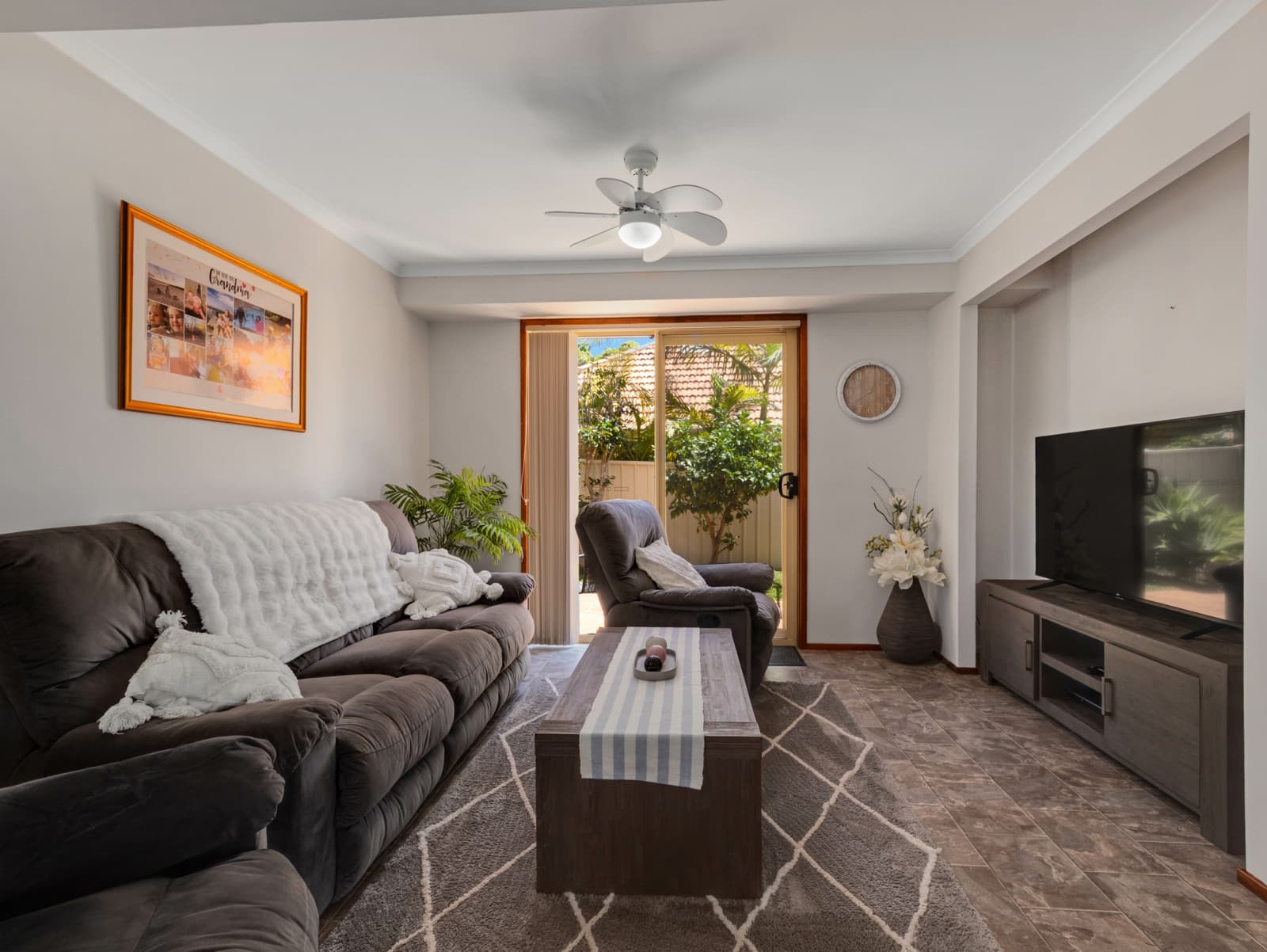 44 Thomas Mitchell Crescent,Sunshine Bay, Sunshine Bay - Thumbnail 6