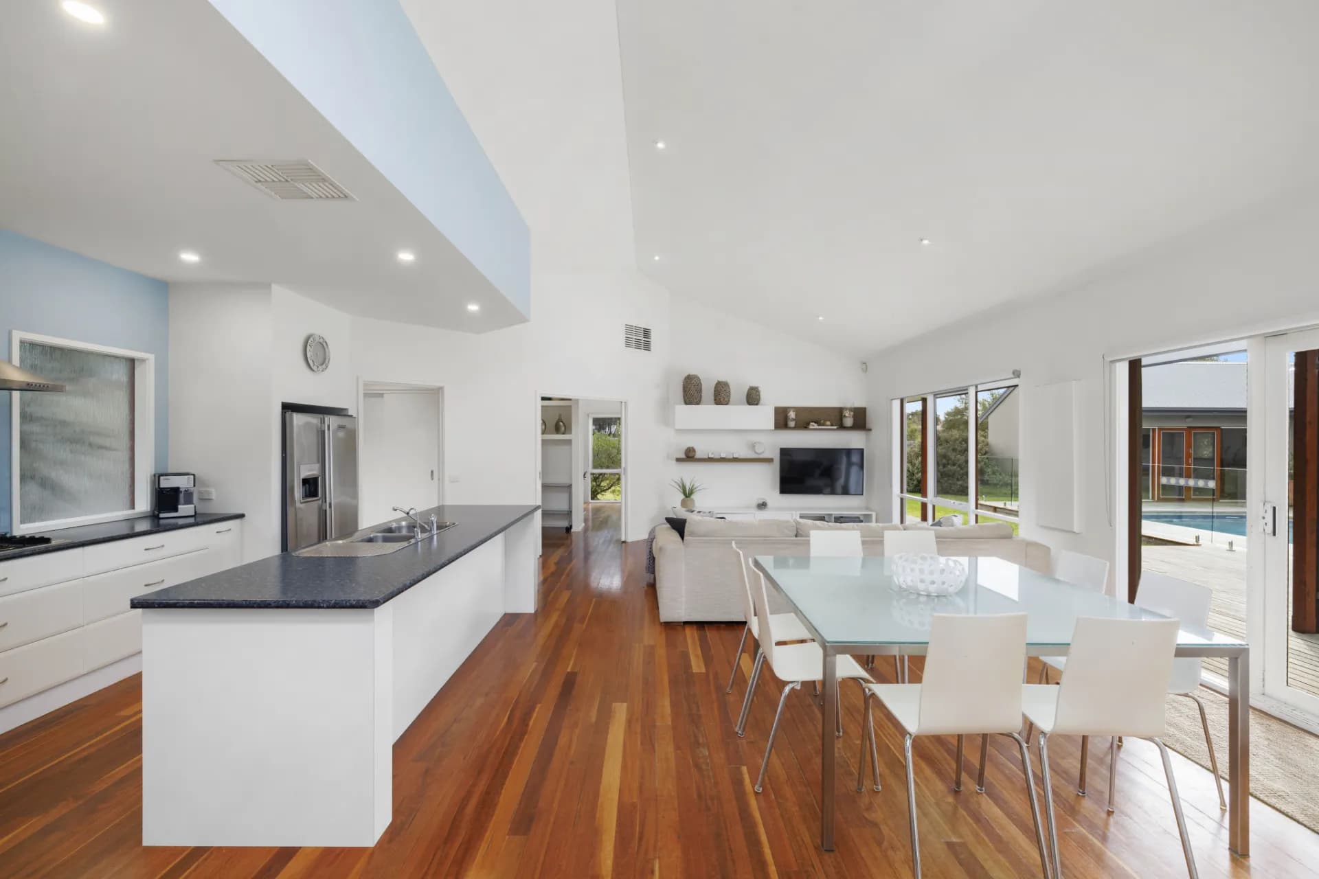 4 Leah Close, Rye, VIC, Rye - Thumbnail 6
