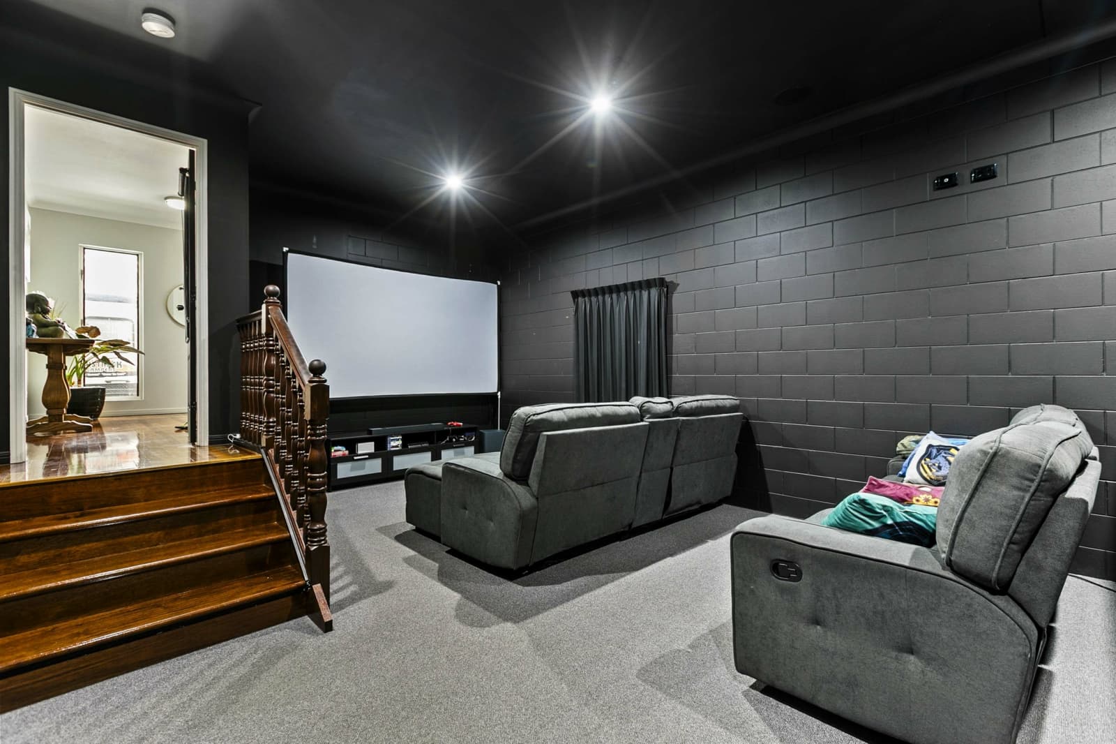 215 Pallas Street,Maryborough, Maryborough - Image 1