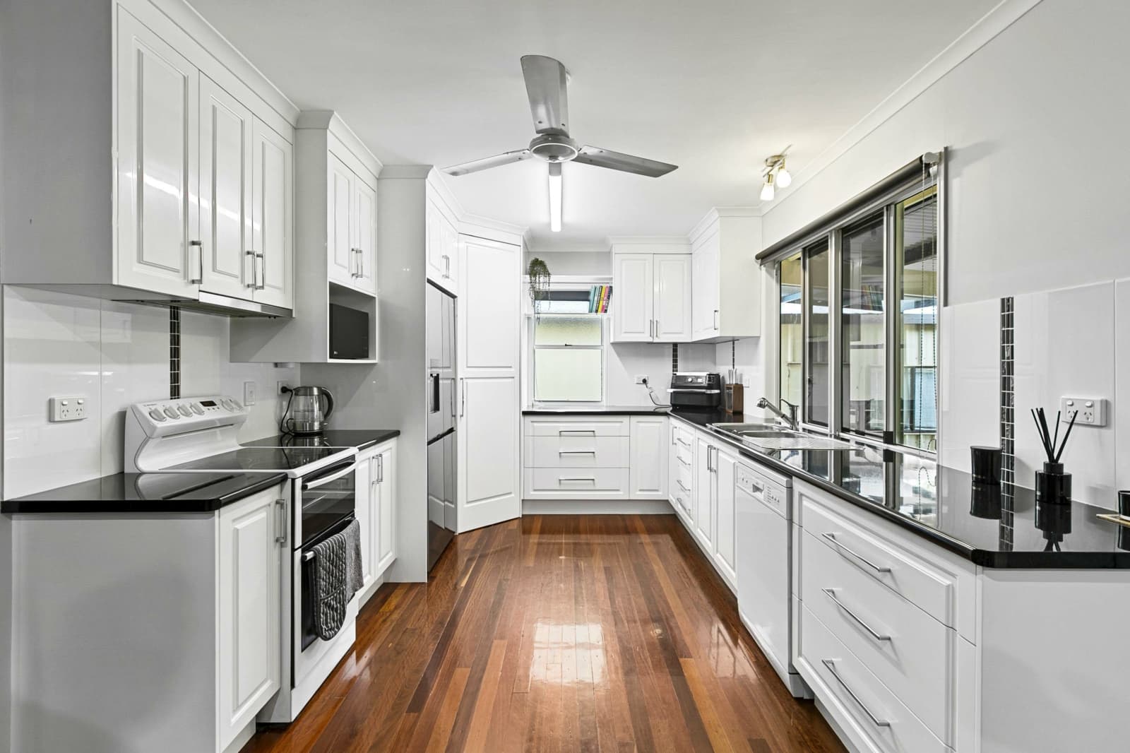 215 Pallas Street,Maryborough, Maryborough - Thumbnail 3