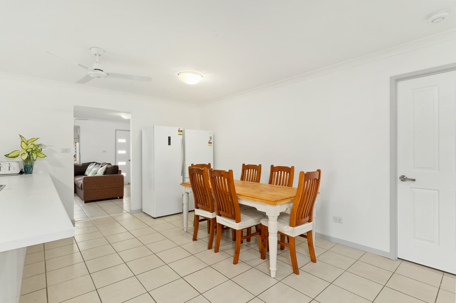 10 Downs Field Place,Taroomball, Taroomball - Thumbnail 6