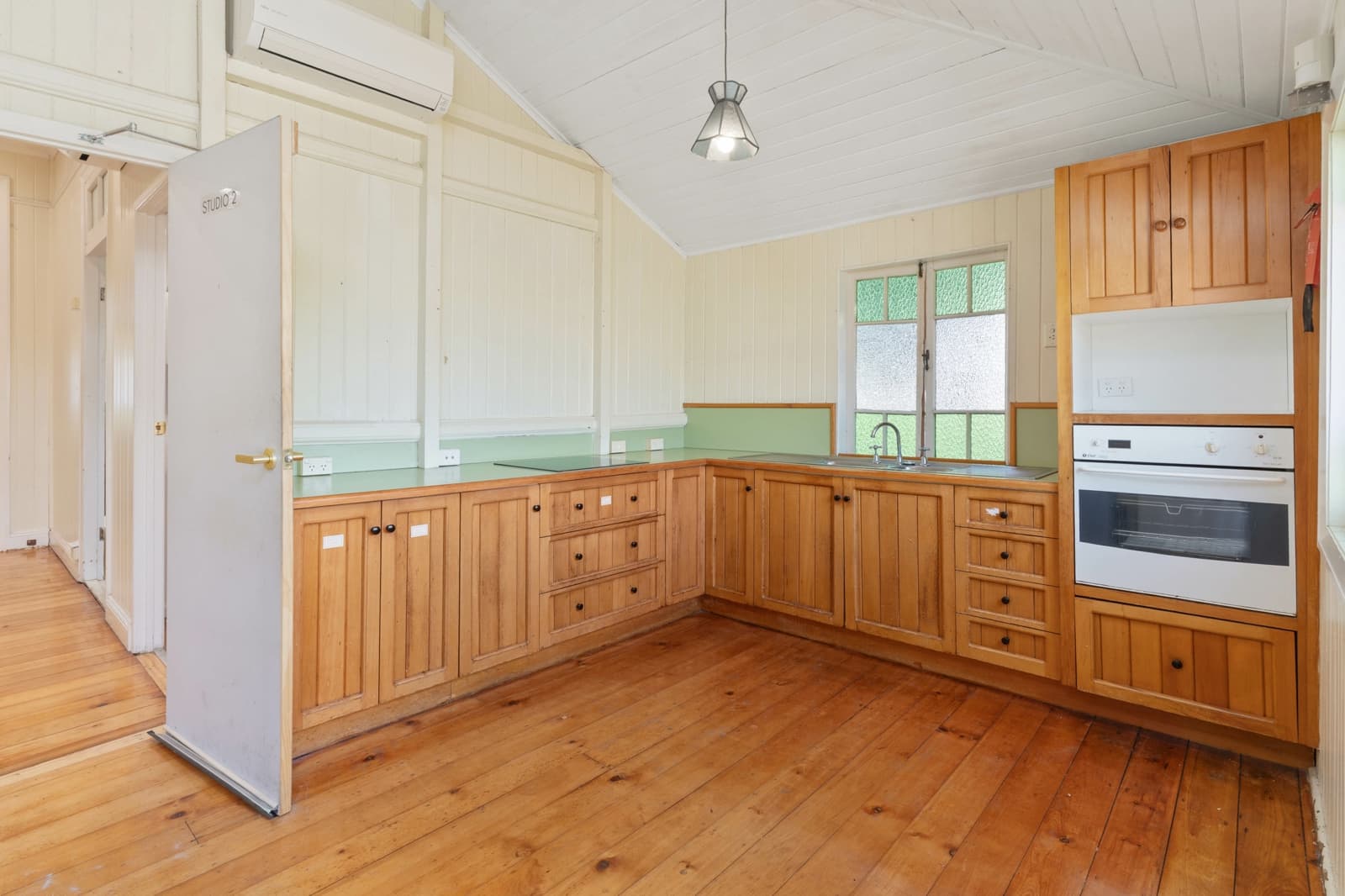 180 Denham Street,Allenstown, Allenstown - Thumbnail 6