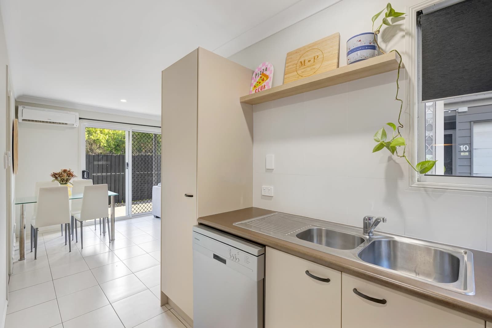 9/10 Church Road,Zillmere, Zillmere - Thumbnail 4