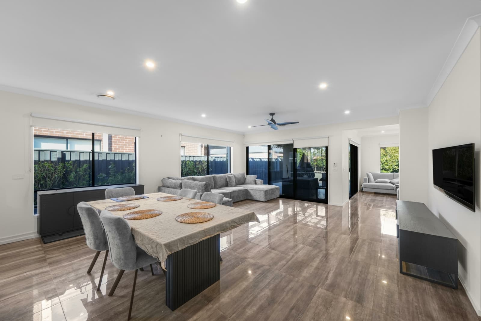 12 Orinoco Chase,Werribee, Werribee - Thumbnail 3