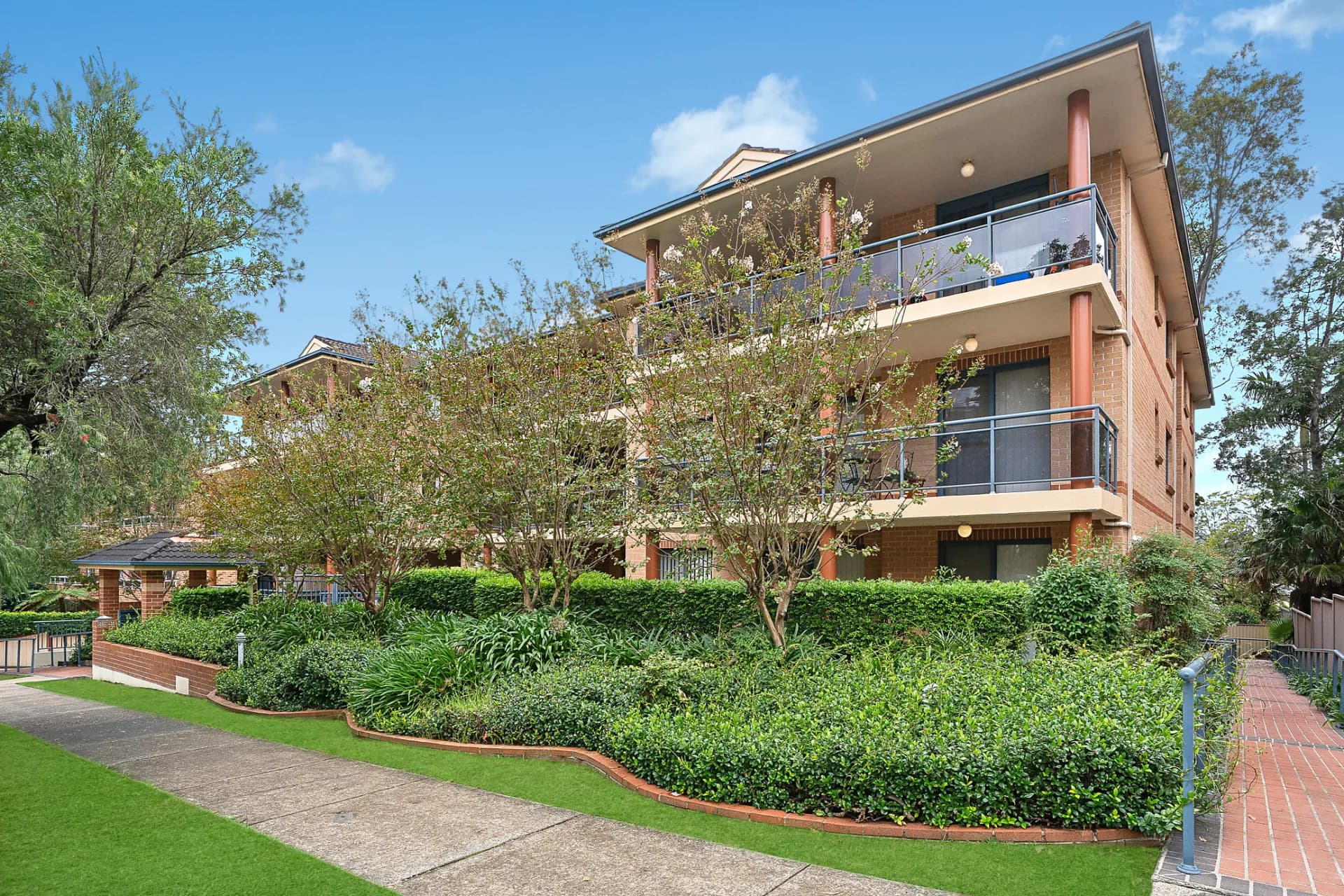 14/12-20 Mill Street, Carlton., Carlton - Image 1