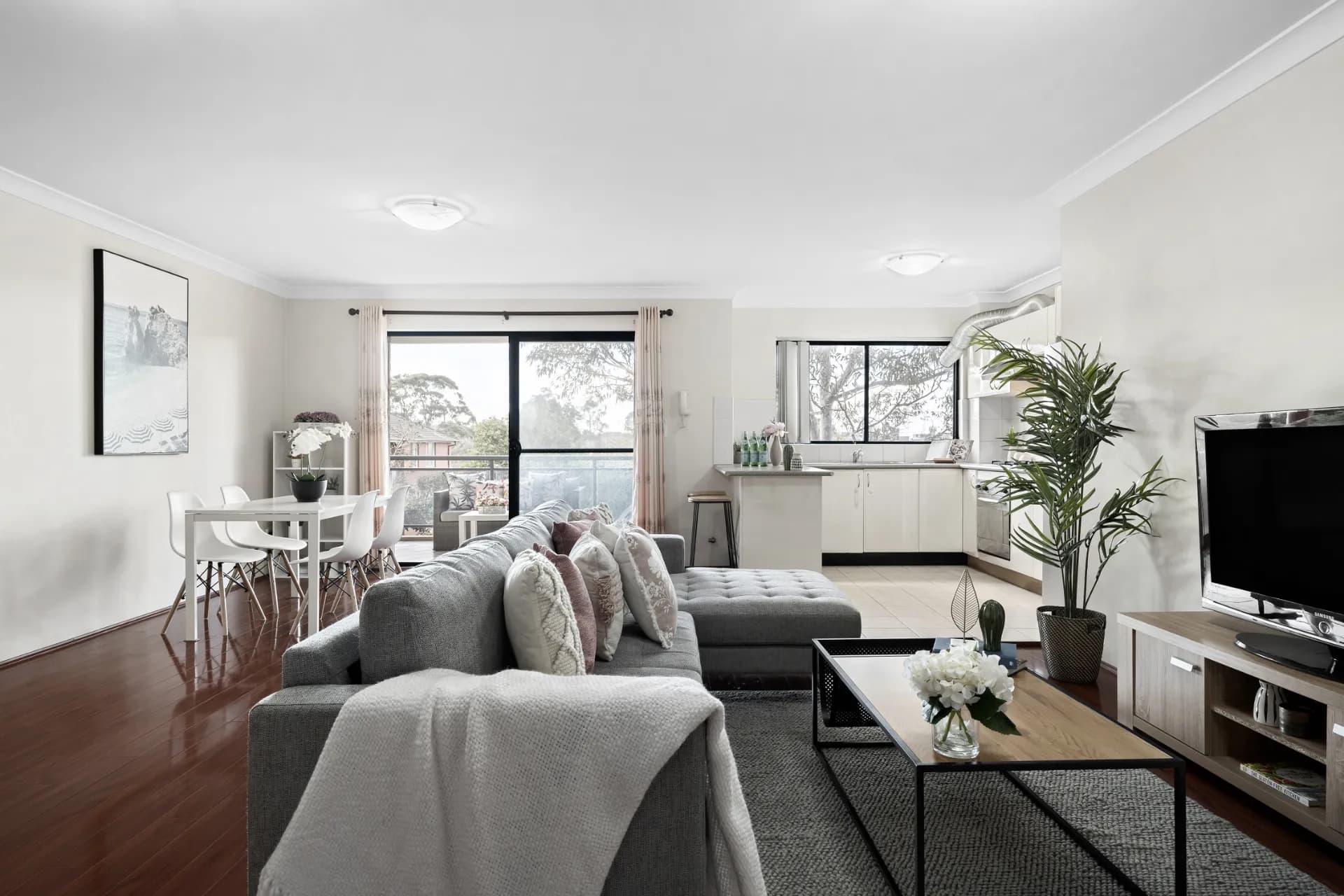 14/12-20 Mill Street, Carlton., Carlton - Thumbnail 2