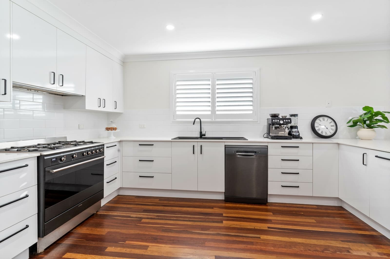 7 Atherton Street,Norman Gardens, Norman Gardens - Thumbnail 4