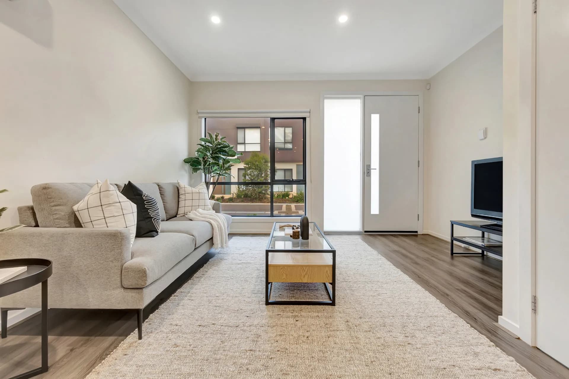 21 Steadfield Circuit, Melton South., Melton South - Thumbnail 3