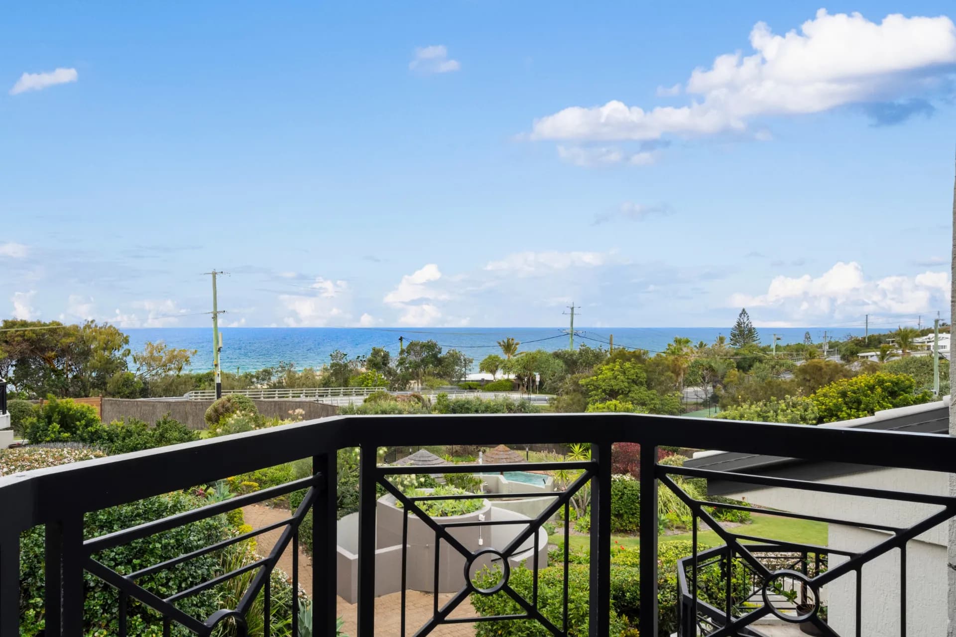 2 Orealla Crescent, Sunrise Beach - Image 1