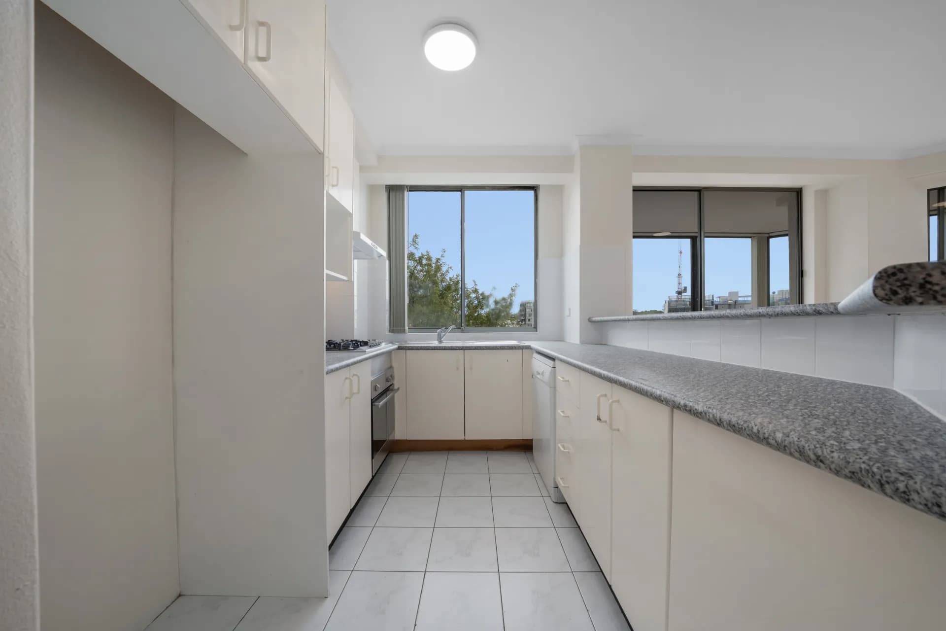 62/3 Sorrell Street, Parramatta., Parramatta - Thumbnail 7