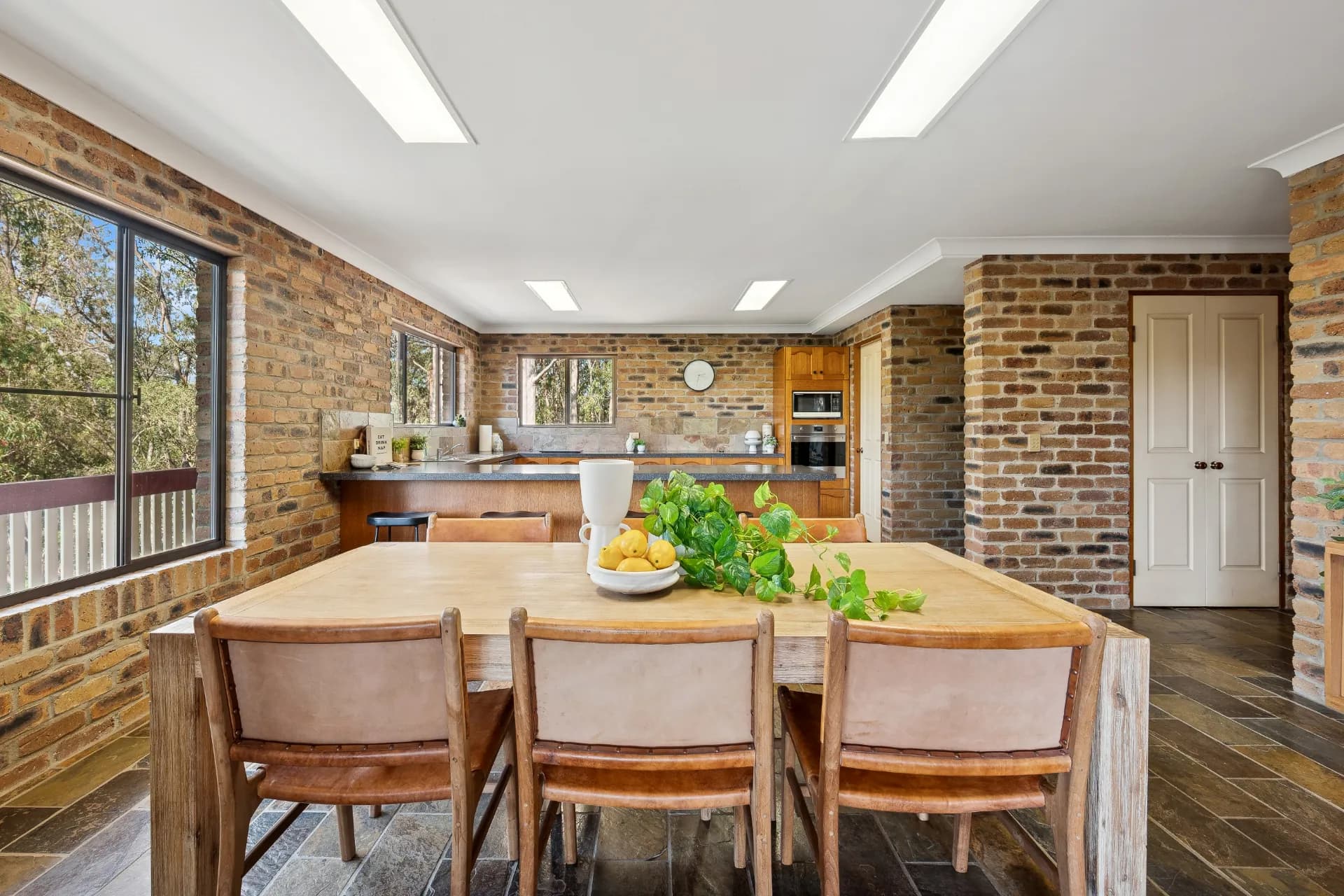 19 Seraya Court, Closeburn - Thumbnail 5