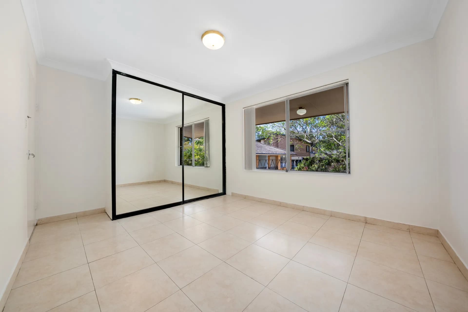 10/4 Alexandra Avenue, Westmead, NSW, Westmead - Thumbnail 5