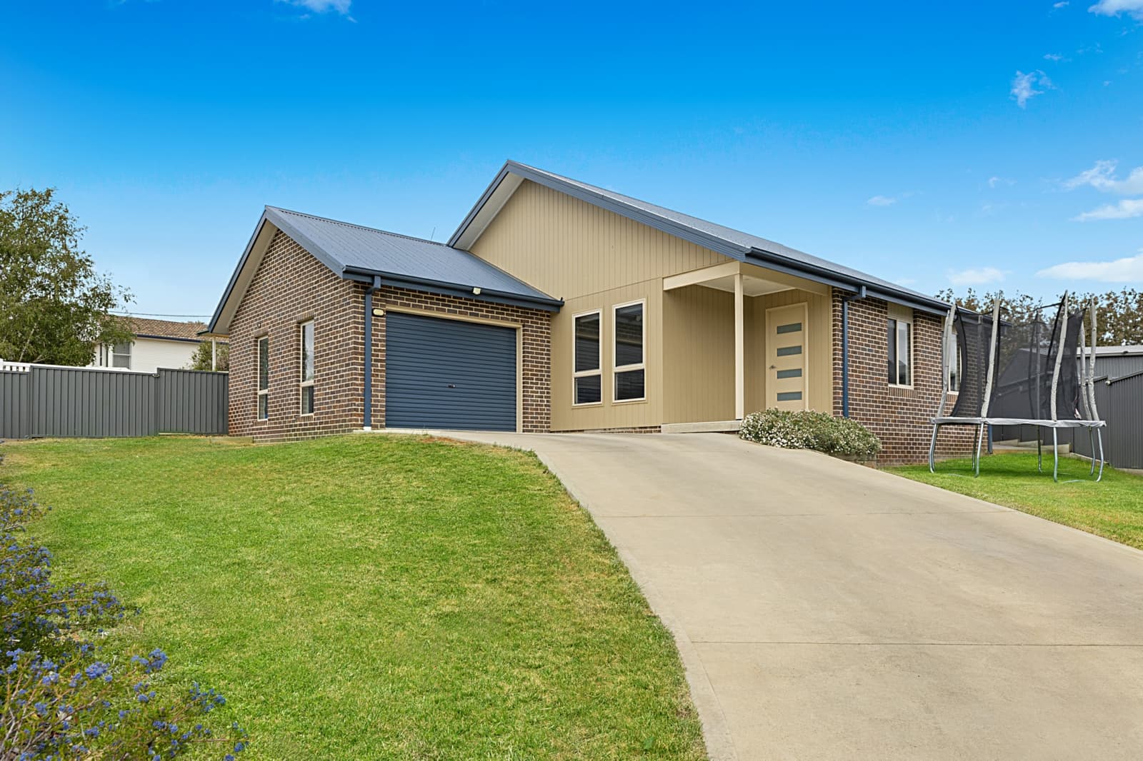 1A Norman Dykes Avenue,Cooma, Cooma - Image 1