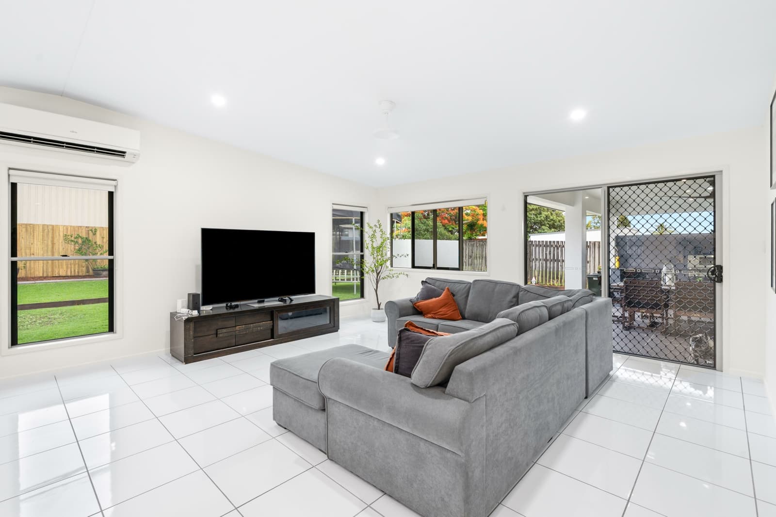 1 Iris Court,Walkerston, Walkerston - Thumbnail 2