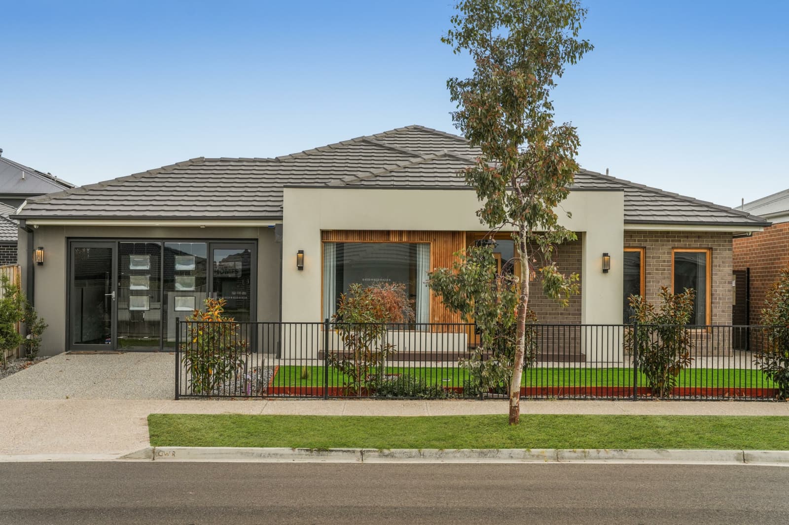 3 Masters Crescent,Mambourin, Mambourin - Image 1