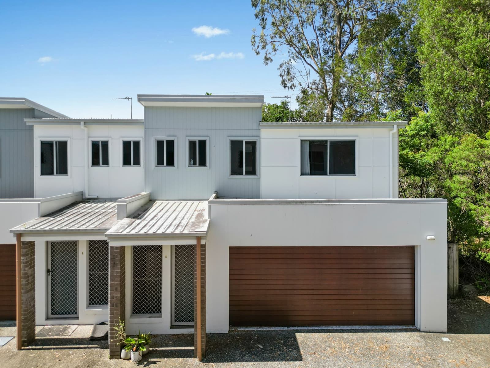 6/126 Central Street,Labrador, Labrador - Image 1
