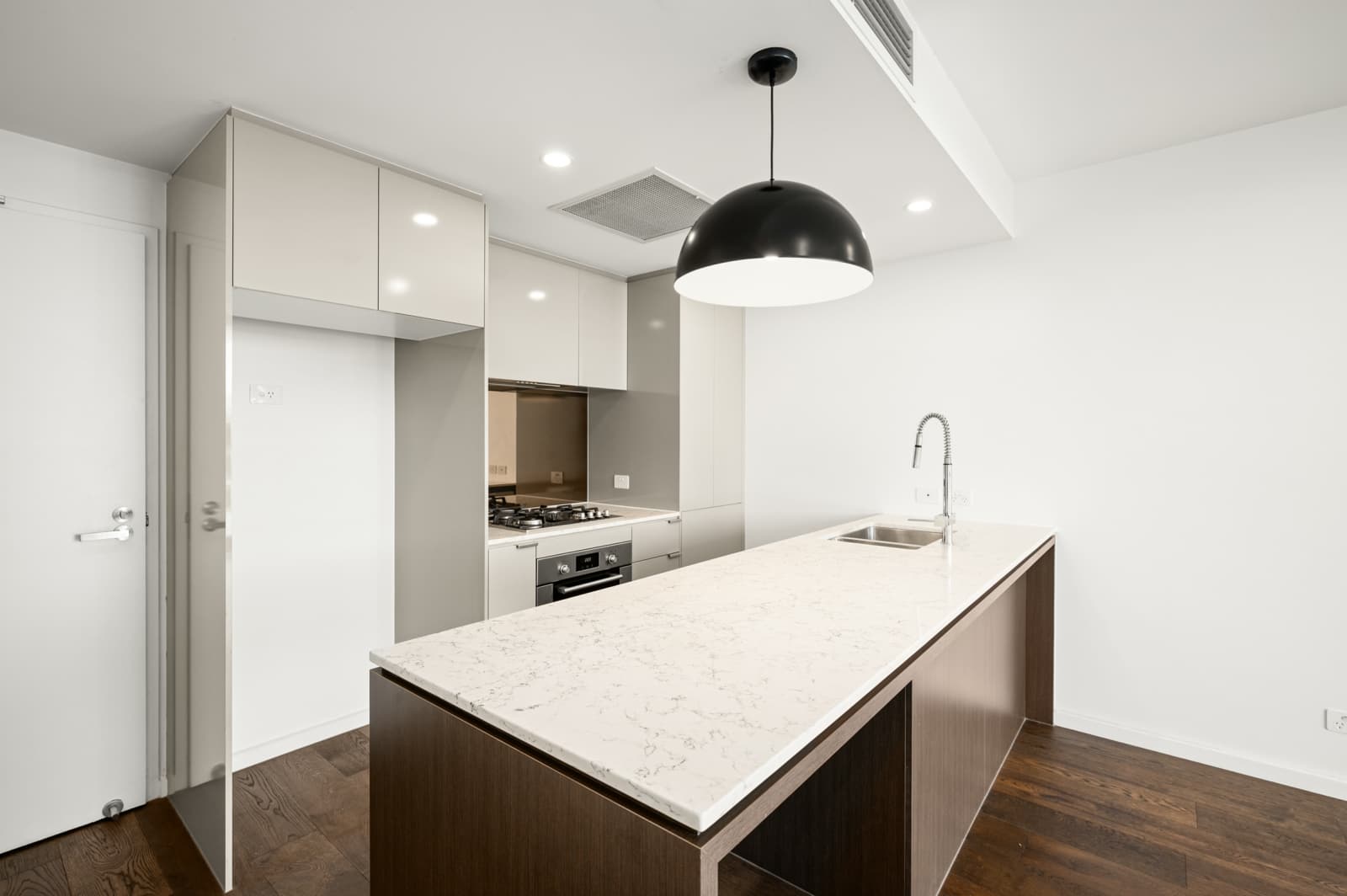 606/148 Logan Road,Woolloongabba, Woolloongabba - Thumbnail 6