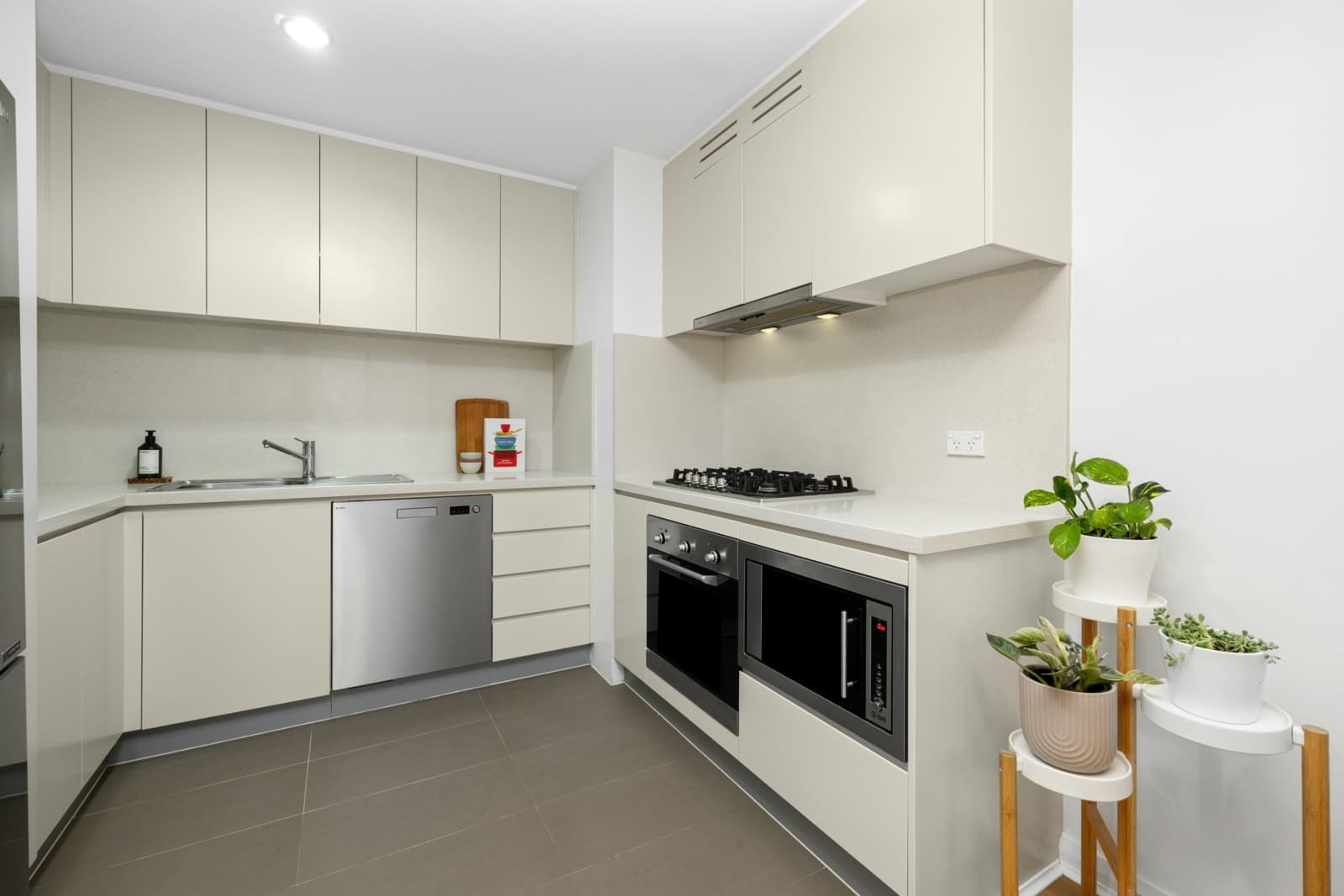 609/4 Footbridge Boulevard,Wentworth Point, Wentworth Point - Thumbnail 5