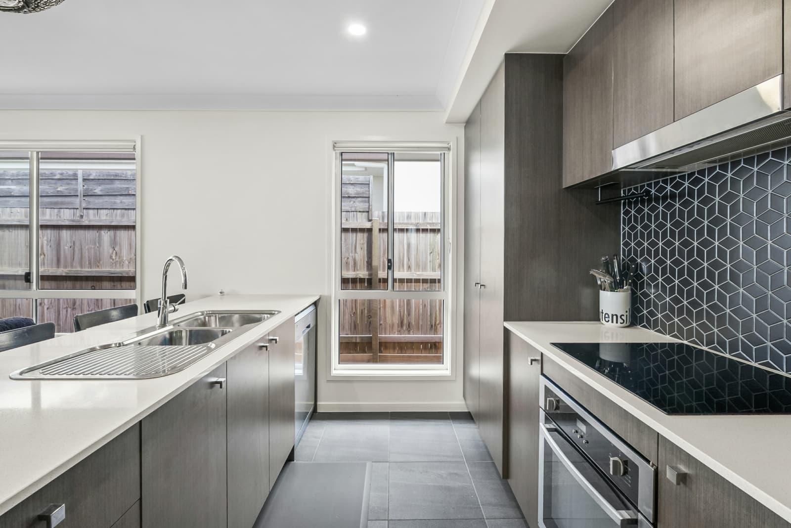 63 Sunbird Drive,Redbank Plains, Redbank Plains - Thumbnail 2