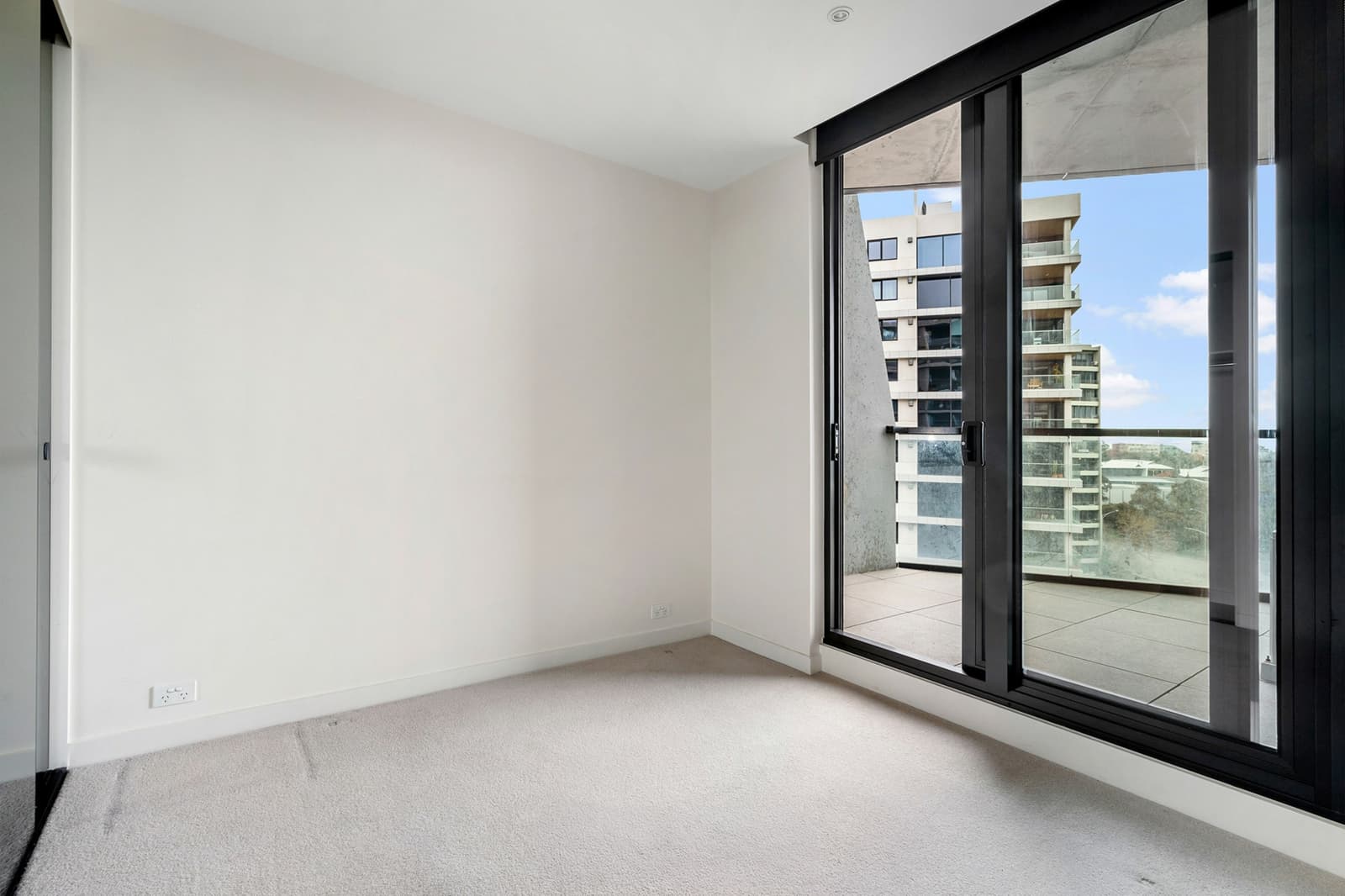 707/77 Queens Road,Melbourne, Melbourne - Thumbnail 5