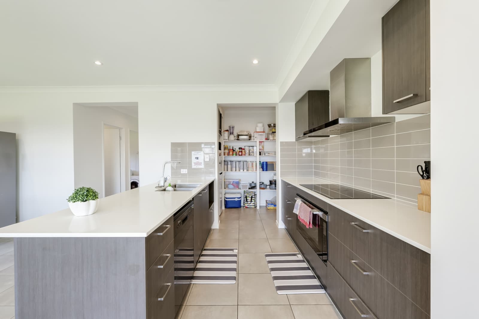 23 Young Street,Bundaberg North, Bundaberg North - Thumbnail 2