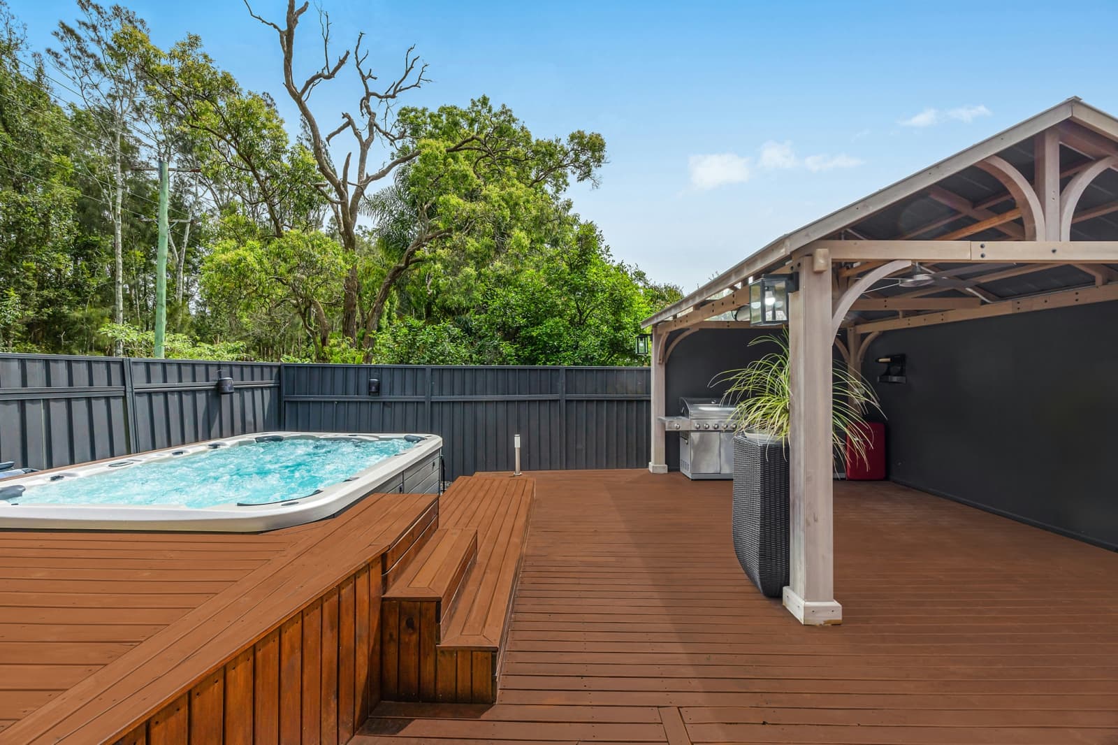 127 Stingaree Point Drive,Dora Creek, Dora Creek - Thumbnail 2