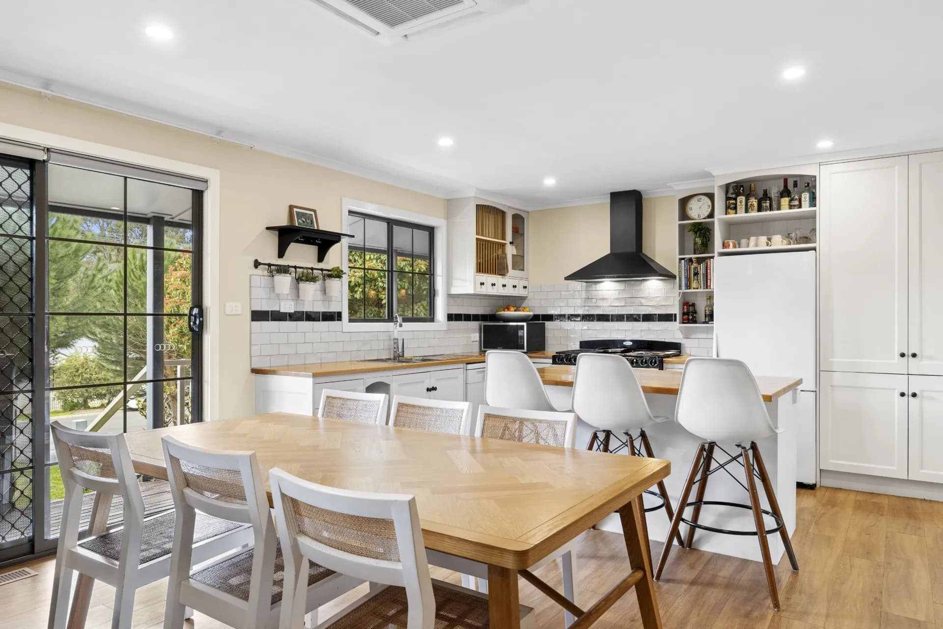 118 Raglan Street, Daylesford - Thumbnail 3