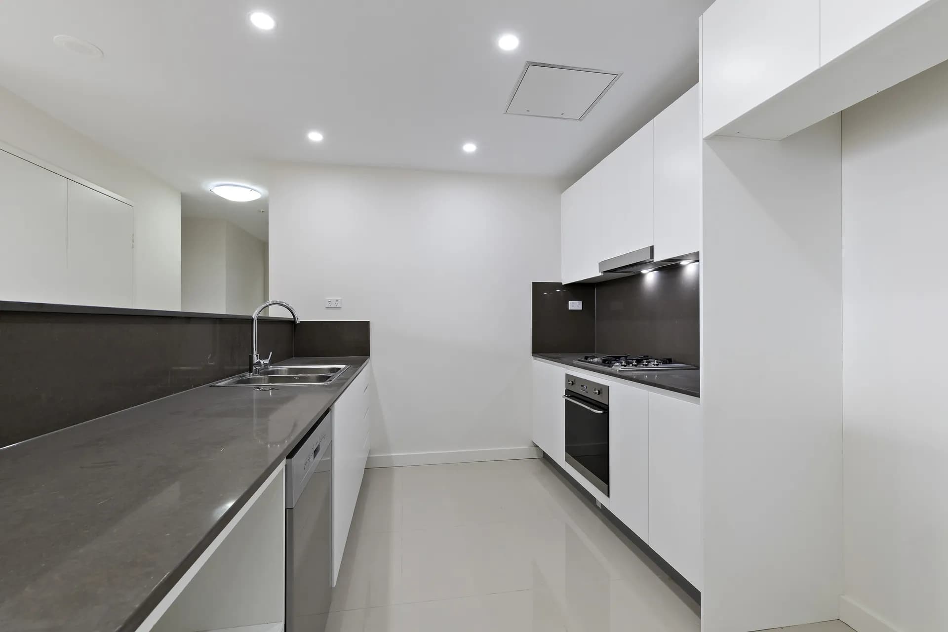 Unit 220/301 Old Northern Road, Castle Hill, NSW, Castle Hill - Thumbnail 2