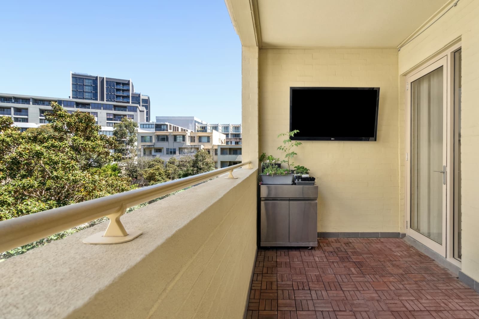 319/4 Stromboli Strait,Wentworth Point, Wentworth Point - Thumbnail 4