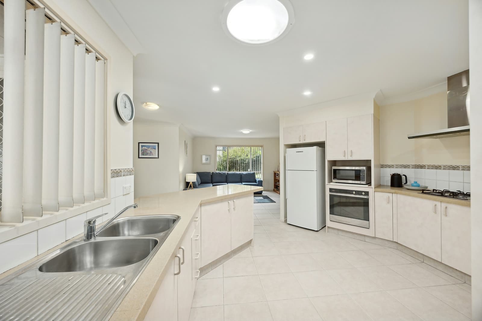 31 Barega Close,Buff Point, Buff Point - Thumbnail 4