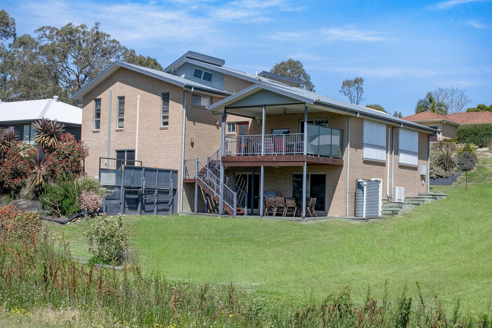 32 Henderson Street,Gloucester, Gloucester - Thumbnail 2