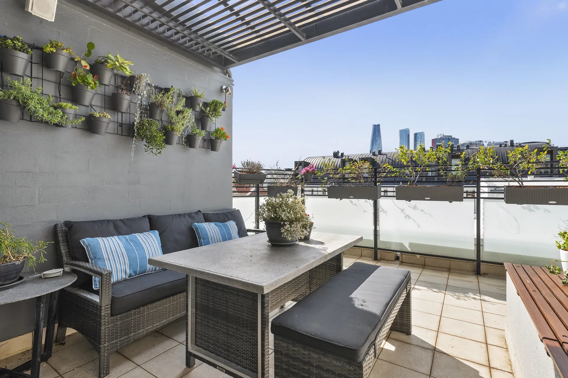 302/26 Cadigal Avenue, Pyrmont - Thumbnail 2