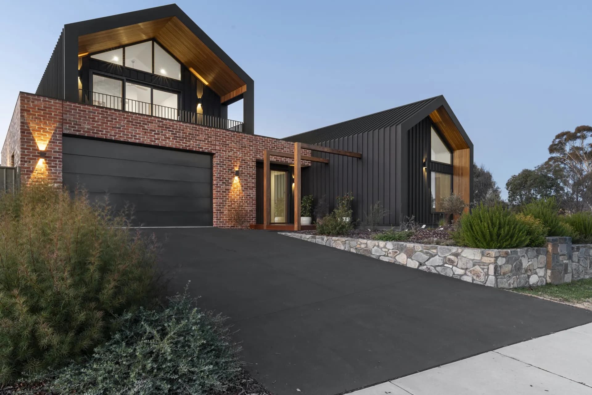 14 Borough Ridge, Googong - Thumbnail 2